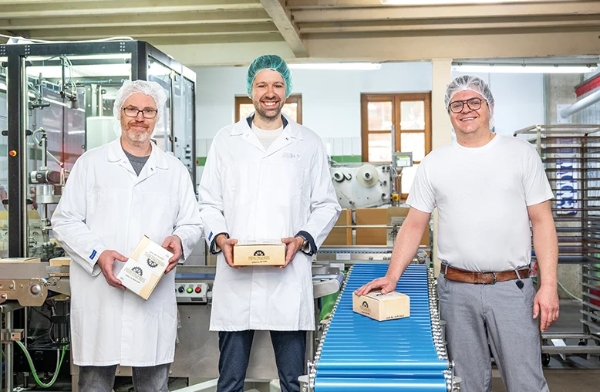 Minderleinsmühle picks with high efficiency  using Schubert’s TOG cobot